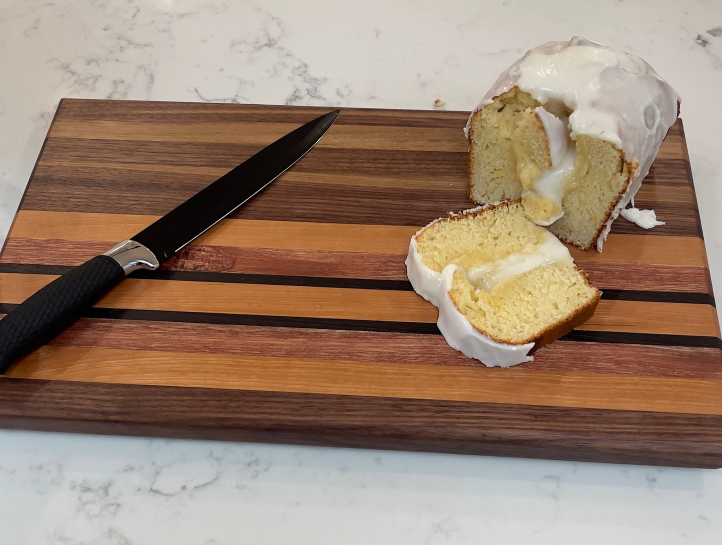 Exotic Hardwood Edge Grain Cutting / Serving Board